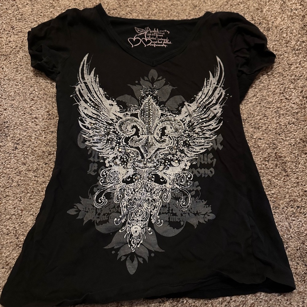 Elegant Black V-Neck Graphic Tee